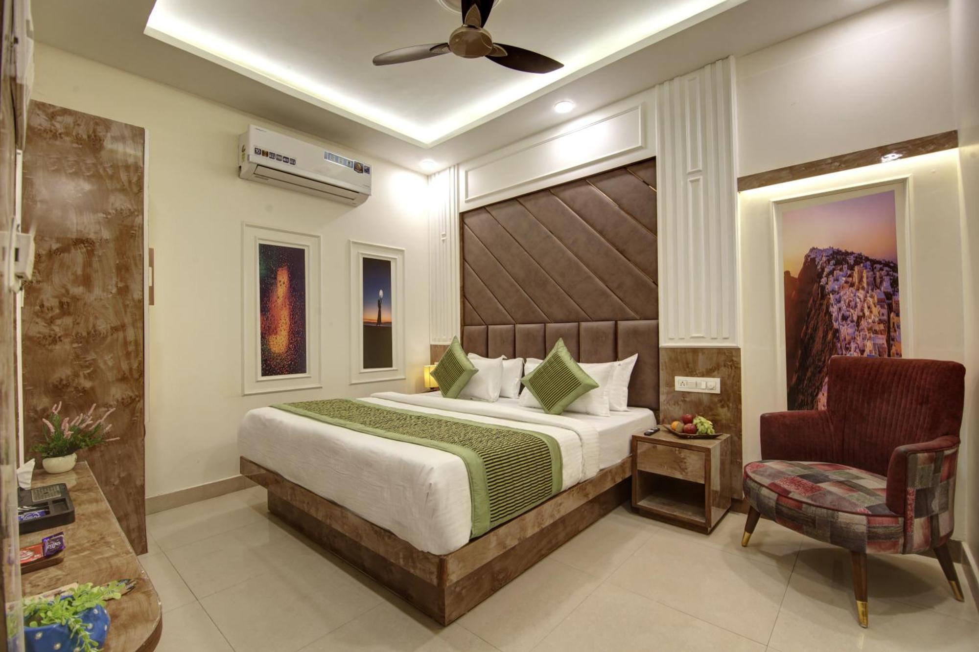 Bless Inn - Near Connaught Place Új-Delhi Kültér fotó
